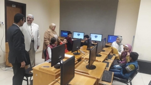 حاسبات بنها تستضيف مجموعة من طلاب جامعة الطفل