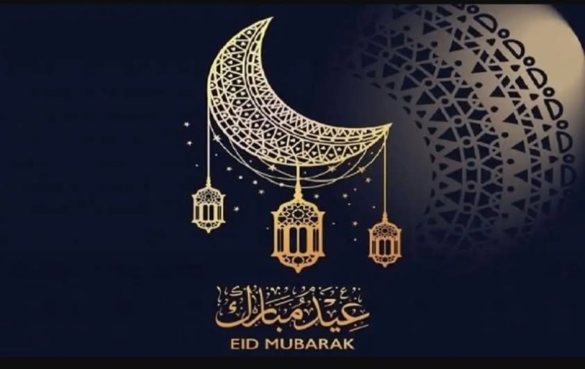 تهنئ كلية الحاسبات والذكاء الاصطناعي السادة الوكلاء والسادة أعضاء هيئة التدريس والهيئة المعاونة والجهاز الإدارى والطلاب بمناسبة عيد الفطر المبارك اعاده الله علينا وعليكم بالخير واليمن والبركات.  متمنين لكم أجازة سعيدة